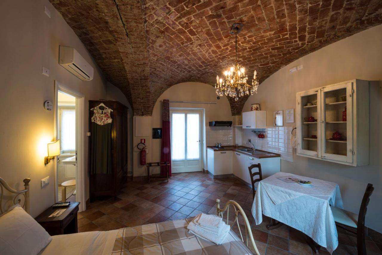 Residence La Pera Bugiarda Venaria Reale Bagian luar foto