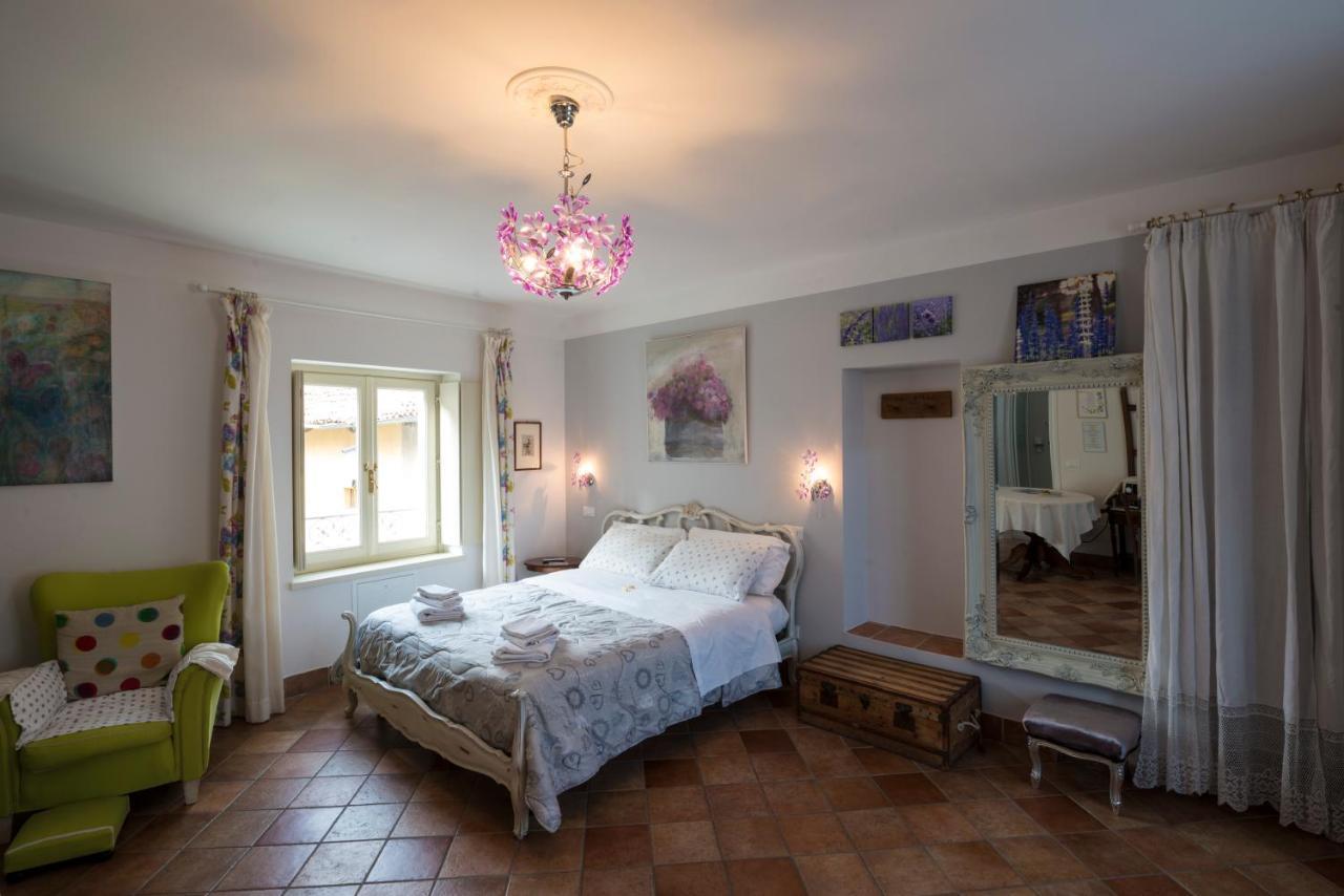 Residence La Pera Bugiarda Venaria Reale Bagian luar foto